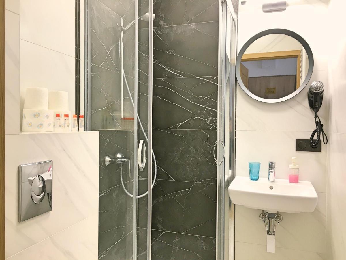 Aparthotel Bob Sowinskiego Krakau